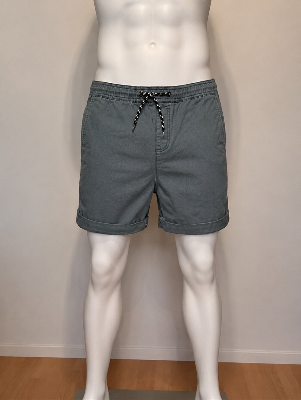 Men's YIRY Olive Green Drawstring Shorts | Rolled Cuff Casual Summer Shorts